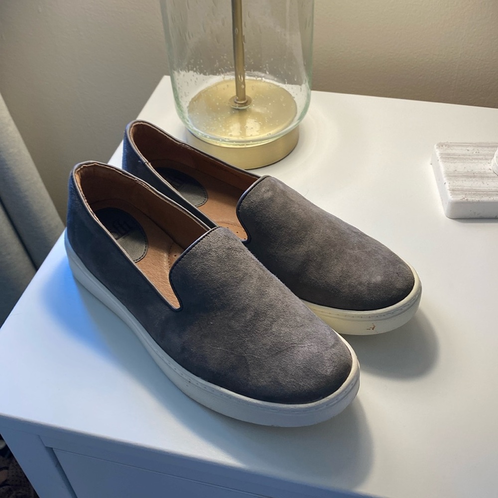 Sofft Grey Women’s Loafer Size 8